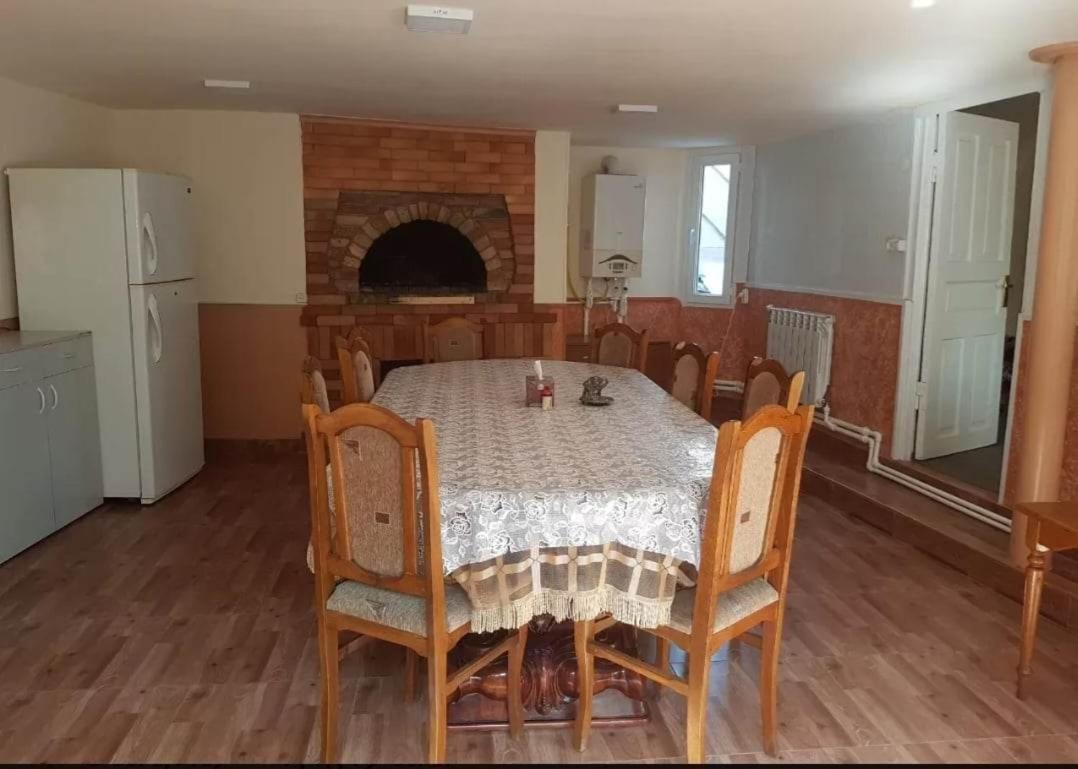 Arman Guest House Діліжан Екстер'єр фото